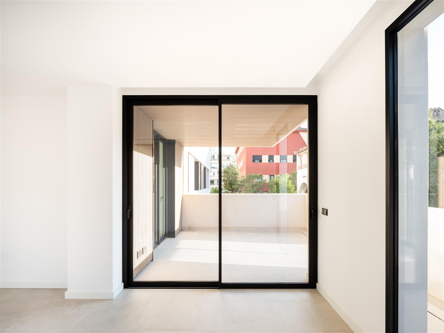 A estrenar. Piso en complejo residencial con piscina comunitaria en Son Armdams,