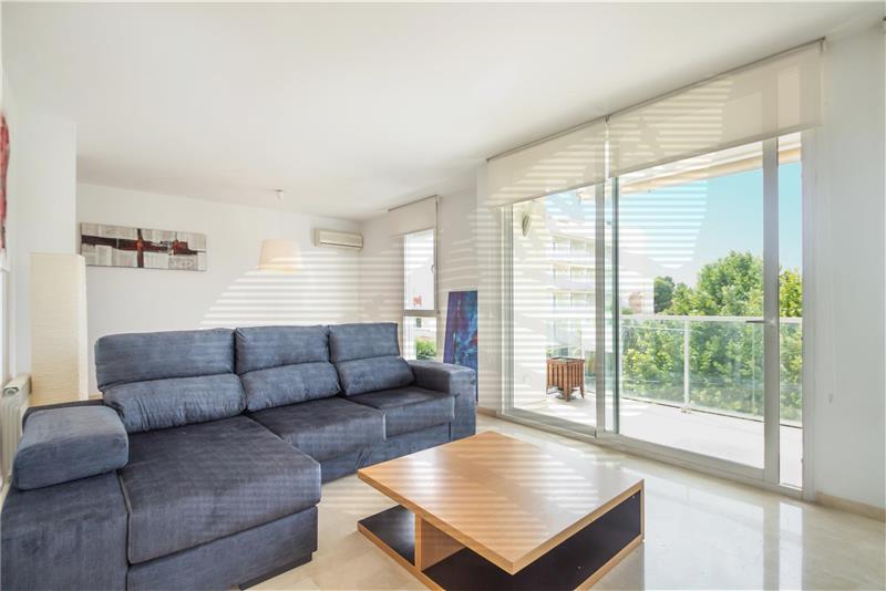 Zu vermieten. Helle Wohnung mit Terrasse in Can Pastilla Bereich,