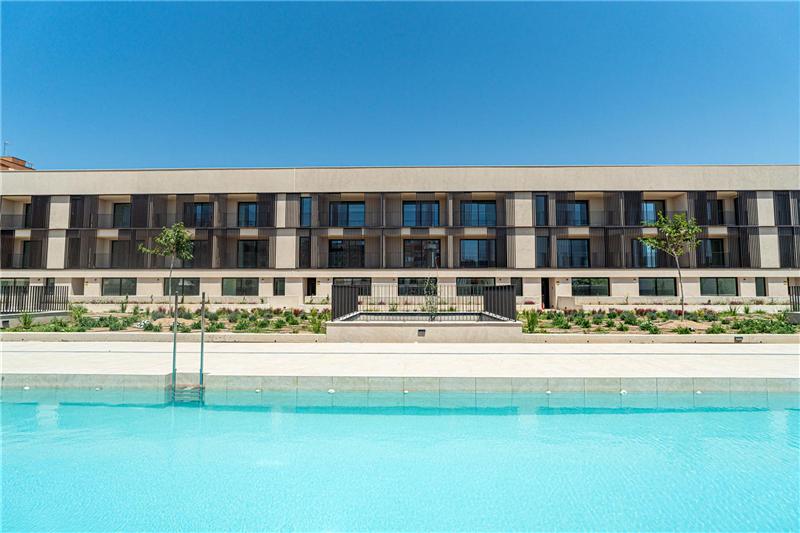 Wohnprojekt mit 1- und 2-Zimmer-Wohnungen mit Terrasse und Pool in einer Wohnanlage in Palma