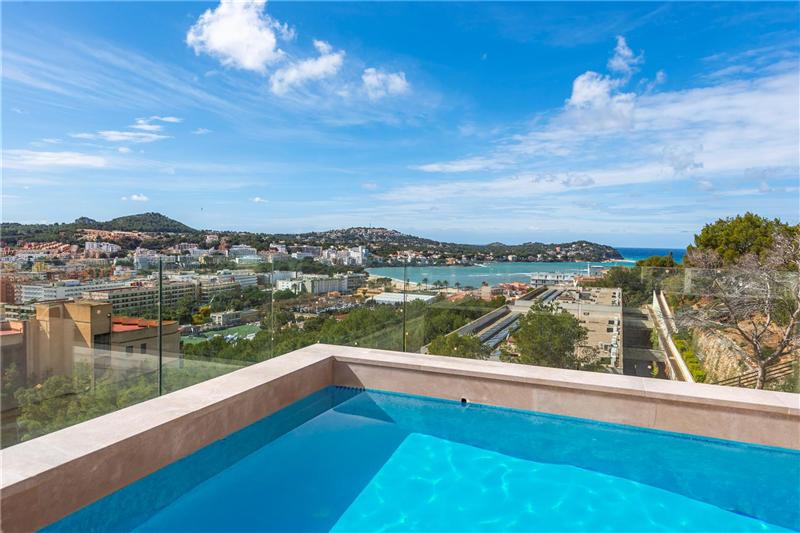 A Estrenar. Ático con terrazas y piscina privada en complejo residencial,