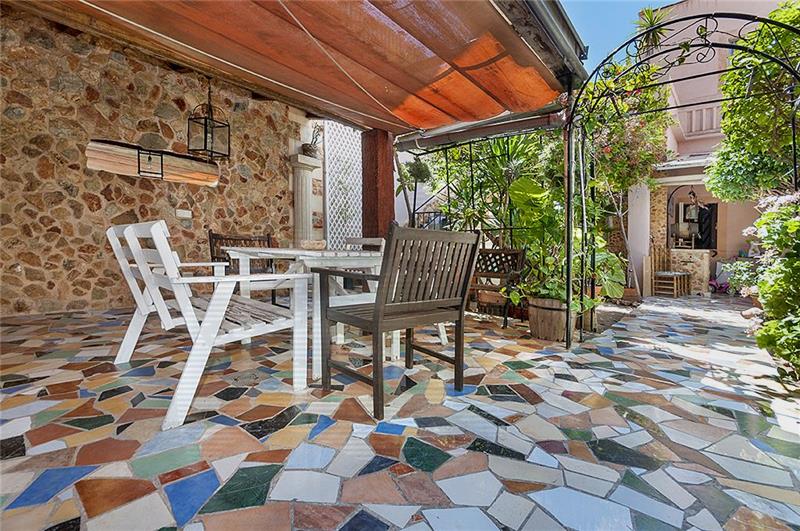 Haus mit Terrasse in Molinar,